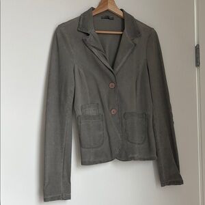 Chic Women's Gray Blazer